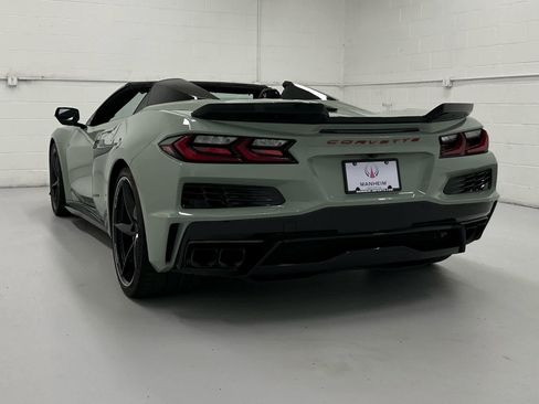 Used 2024 Chevrolet Corvette E-Ray w/ Stealth Interior Trim Package AWD/4WD image 8