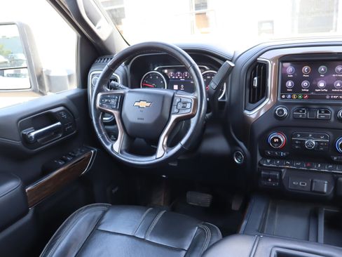 Used 2020 Chevrolet Silverado 3500 High Country w/ Z71 Off-Road Package AWD/4WD image 17