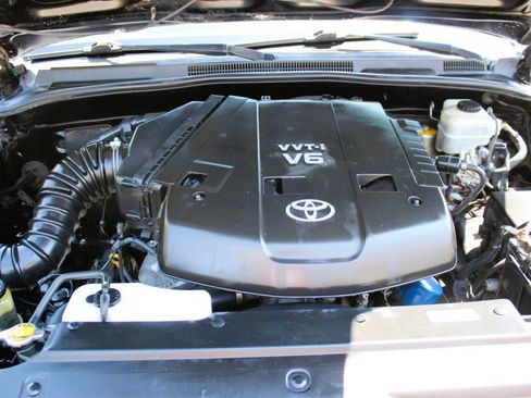 Used 2007 Toyota 4Runner SR5 image 13