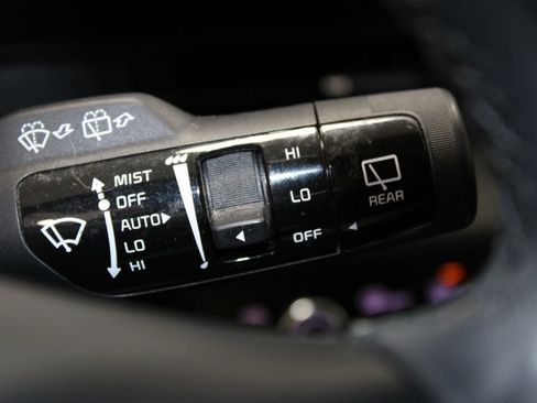 Used 2023 Kia Sportage SX FWD image 18