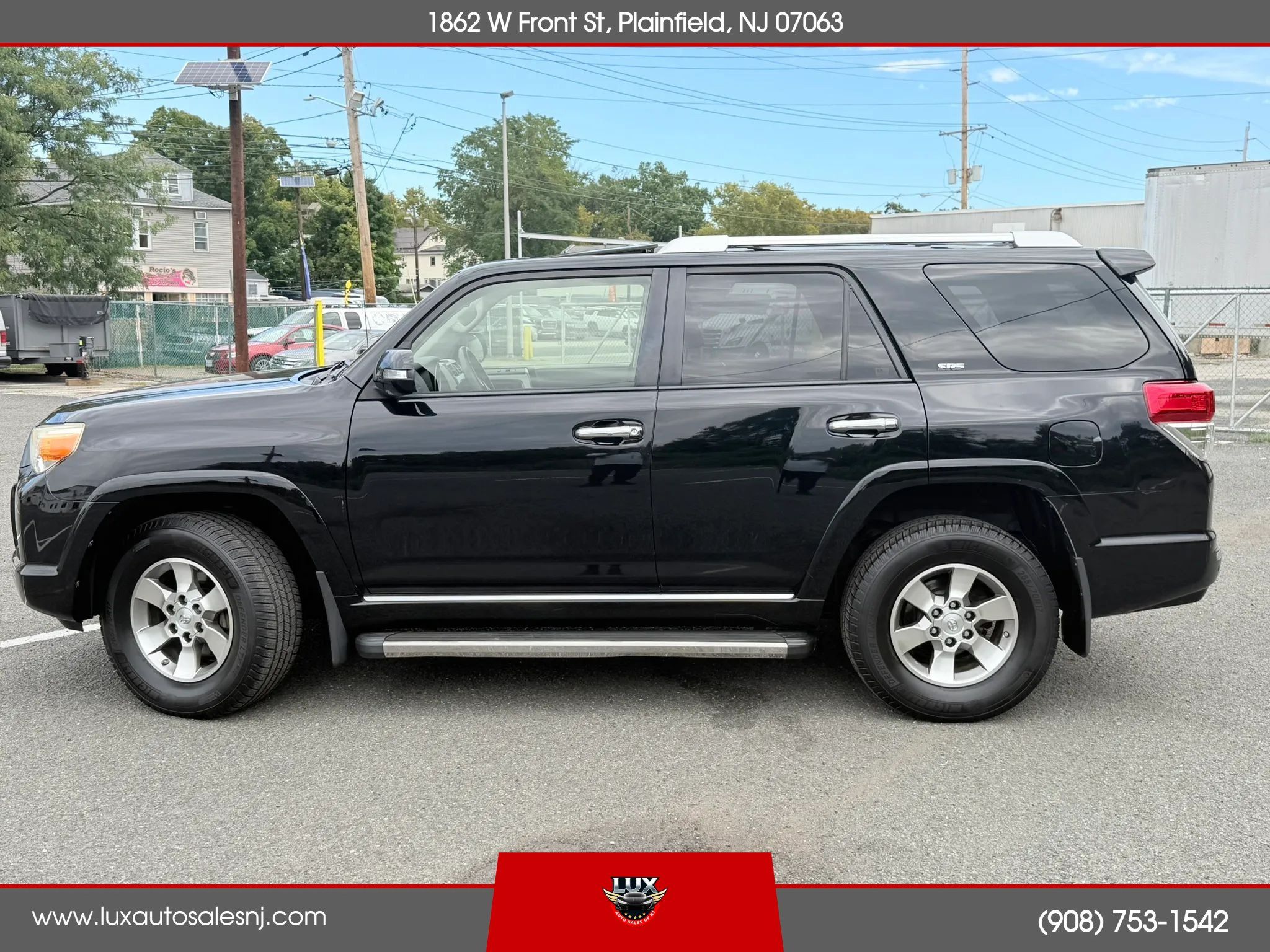 Used 2013 Toyota 4Runner SR5 w/ Convenience Pkg AWD/4WD image 3