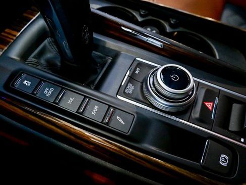 Used 2022 Maserati Levante GT image 36