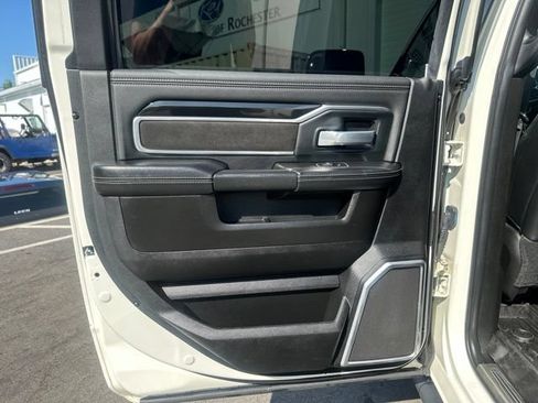Used 2020 RAM 3500 Laramie AWD/4WD image 15