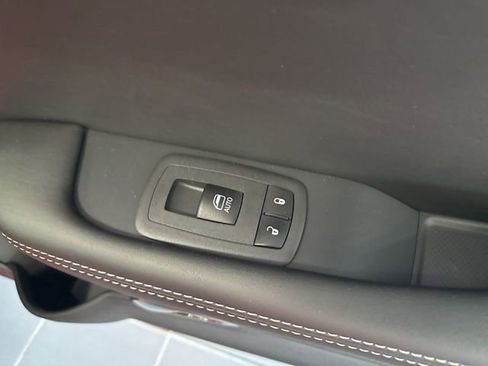 Used 2023 Dodge Challenger SRT Hellcat image 12