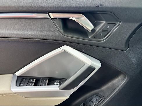 Certified 2025 Audi Q3 2.0T Premium Plus image 20