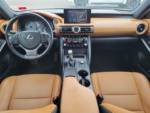 Used 2022 Lexus IS 300 image 7
