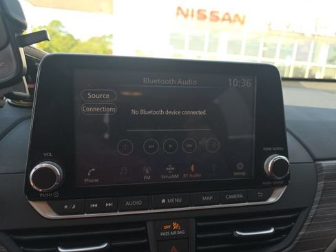 Used 2020 Nissan Altima 2.5 SL FWD image 19