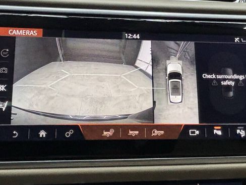 Used 2019 Land Rover Range Rover Long Wheelbase Autobiography AWD/4WD image 28