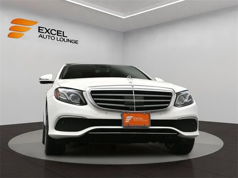 Used 2018 Mercedes-Benz E 300 4MATIC image 53