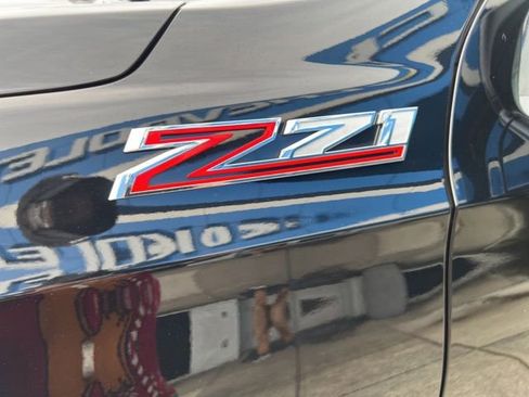 Used 2024 Chevrolet Tahoe Z71 w/ Z71 Off-Road Package image 12