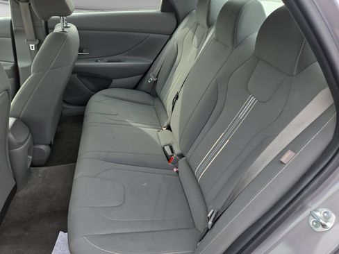 Used 2024 Hyundai Elantra SEL FWD image 34