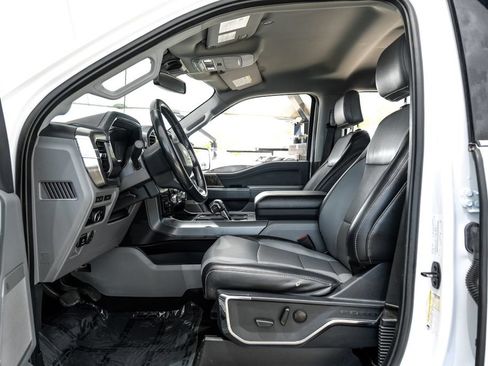 Used 2023 Ford F150 Lariat AWD/4WD image 3