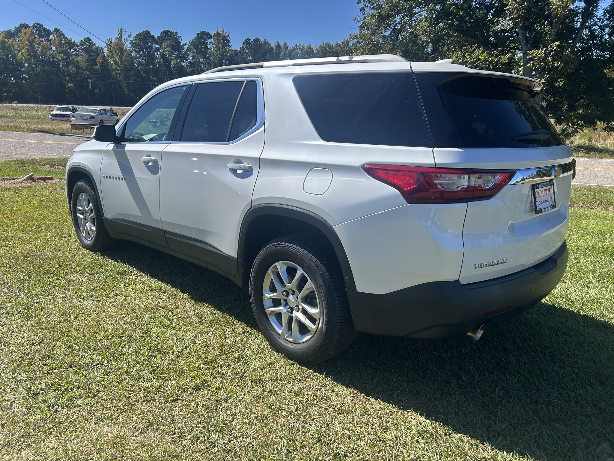 Used 2018 Chevrolet Traverse LT FWD image 10
