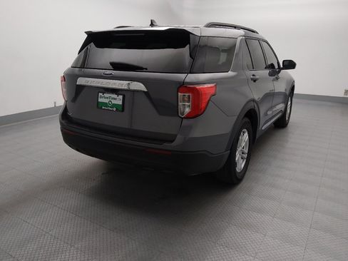 Used 2024 Ford Explorer XLT RWD image 7
