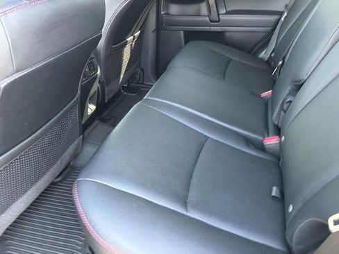Certified 2024 Toyota 4Runner TRD Off-Road Premium w/ Moonroof Package AWD/4WD image 31