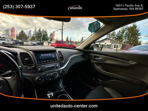 Used 2016 Chevrolet Impala LT image 10