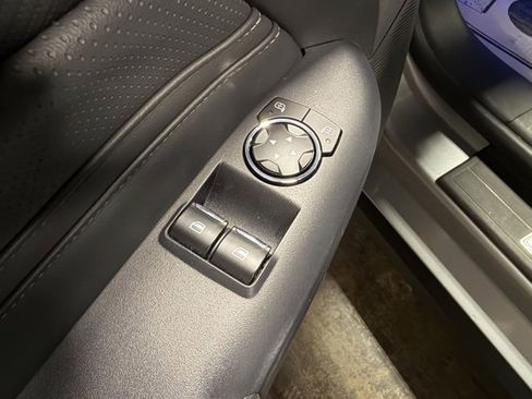 Used 2024 Ford Mustang Premium image 13