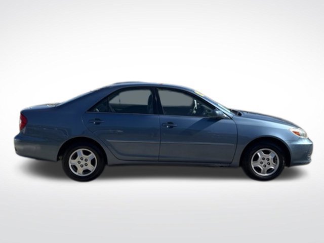 Used 2002 Toyota Camry LE w/ Pkg 7 FWD image 2
