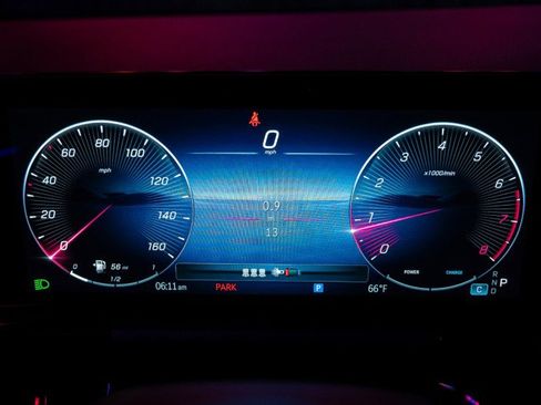 New 2025 Mercedes-Benz GLA 250 image 18