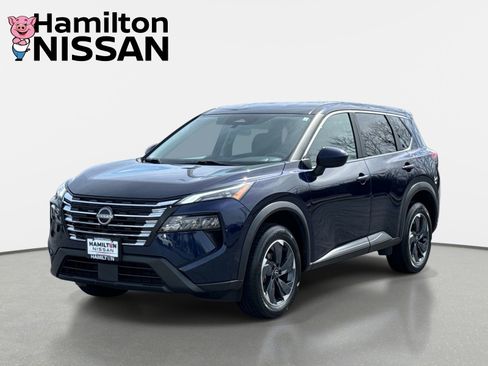 Used 2024 Nissan Rogue SV image 5