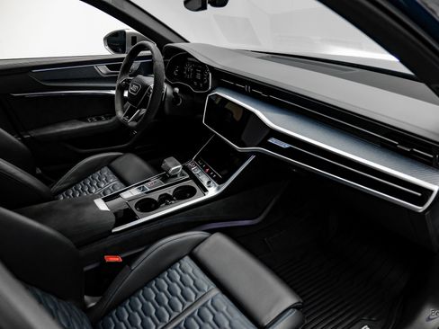 Used 2025 Audi RS 6 performance image 44