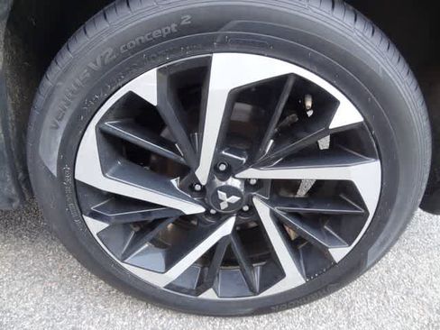 Used 2024 Mitsubishi Outlander SE AWD/4WD image 31