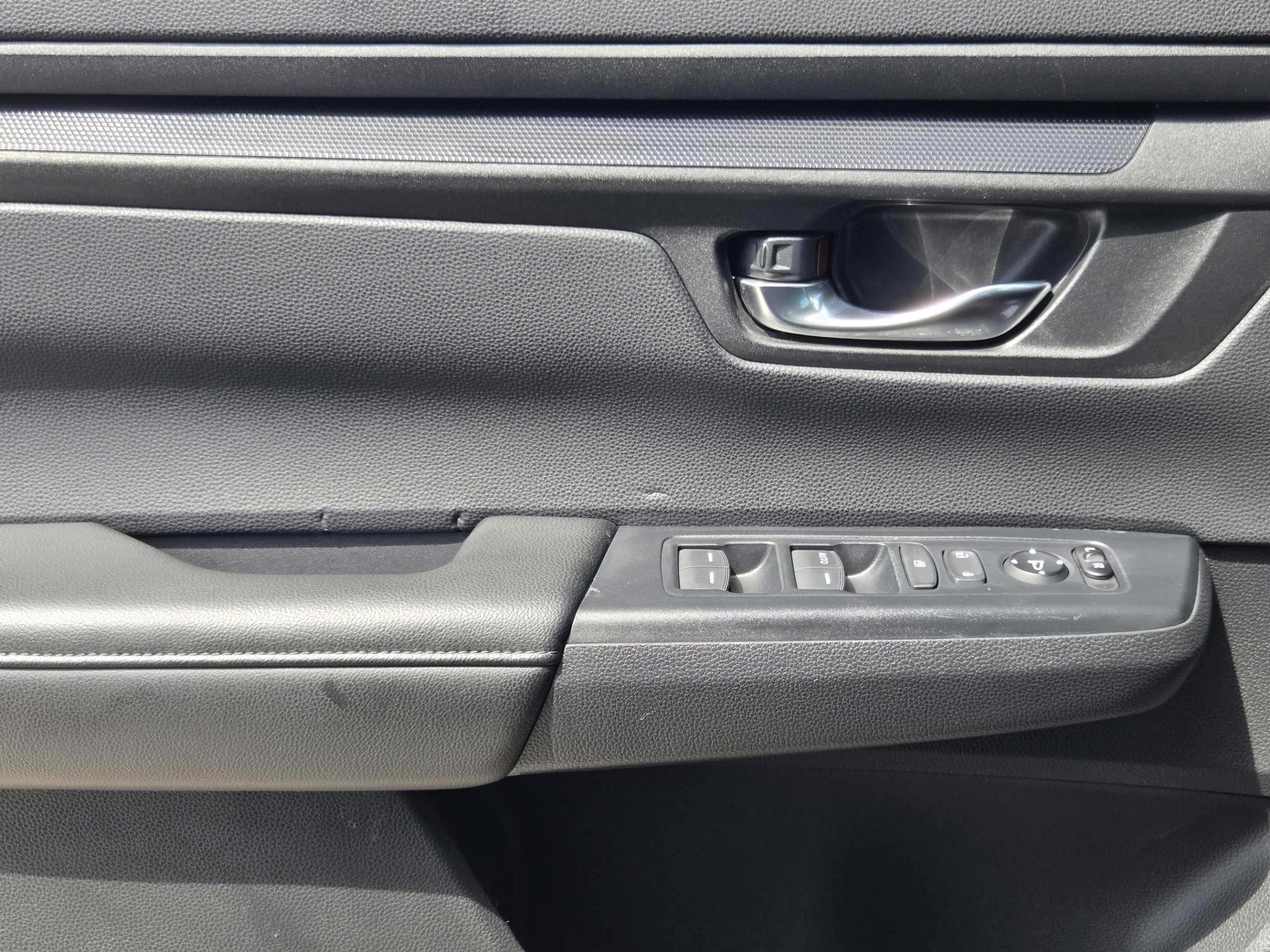 Certified 2025 Honda CR-V LX image 20