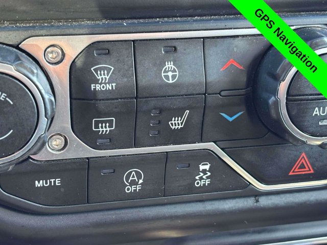 Used 2021 Jeep Wrangler Unlimited Sahara AWD/4WD image 19