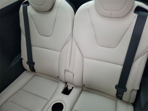 Used 2018 Tesla Model X 100D image 39