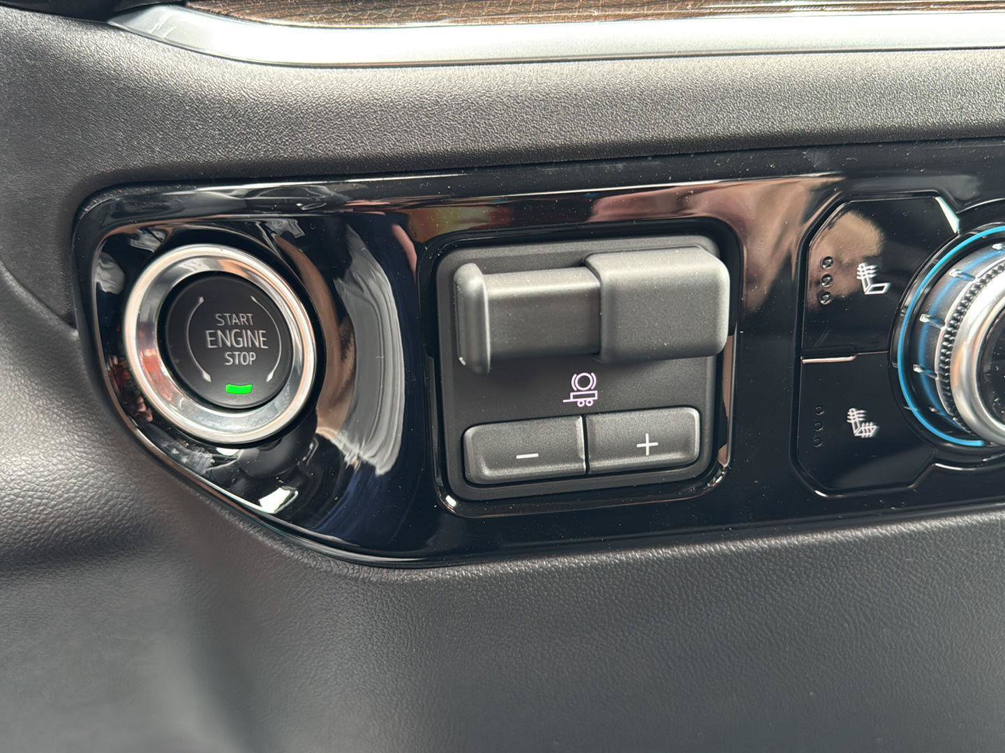 New 2026 GMC Sierra 1500 Elevation AWD/4WD image 12