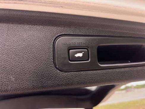 Used 2023 Honda Odyssey Touring image 34