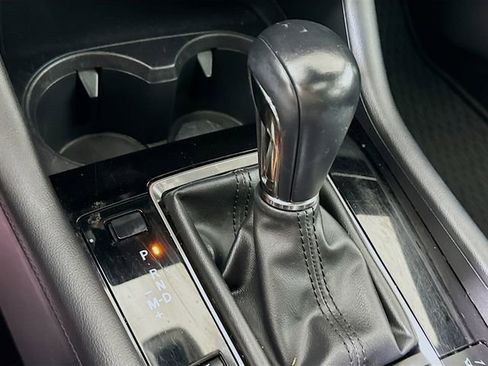 Used 2023 MAZDA MAZDA3 s image 17