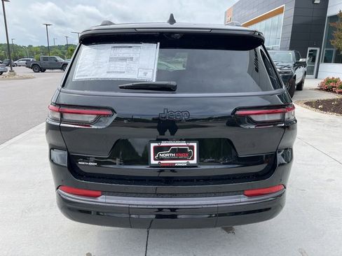 New 2026 Jeep Grand Cherokee L Limited AWD/4WD image 19