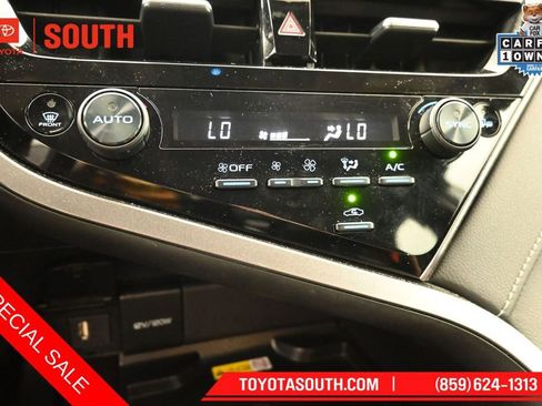 Used 2024 Toyota Camry XSE FWD image 17