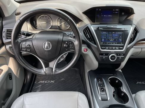 Used 2017 Acura MDX FWD image 10