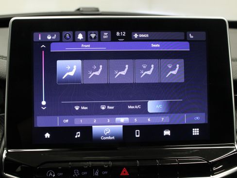 New 2026 Jeep Compass Latitude AWD/4WD image 24