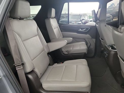 Used 2021 Chevrolet Tahoe Z71 w/ Z71 Off-Road Package AWD/4WD image 26