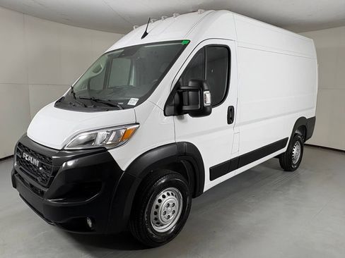 New 2027 RAM ProMaster 1500 w/ Safety Group FWD image 4