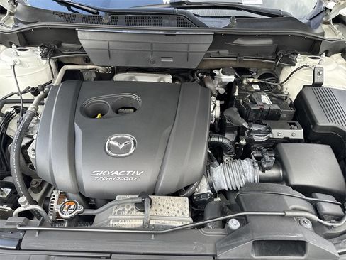 Used 2018 MAZDA CX-5 Touring w/ Preferred Equipment Package image 57