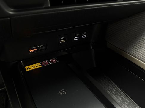New 2026 Toyota Camry SE FWD image 23