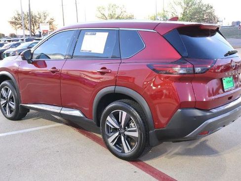 Certified 2023 Nissan Rogue SL w/ SL Premium Package image 9