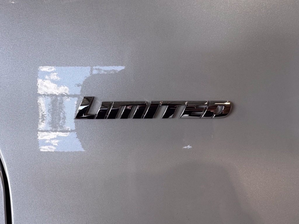 Certified 2024 Toyota 4Runner Limited AWD/4WD image 16