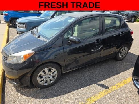 Used 2014 Toyota Yaris LE FWD image 3