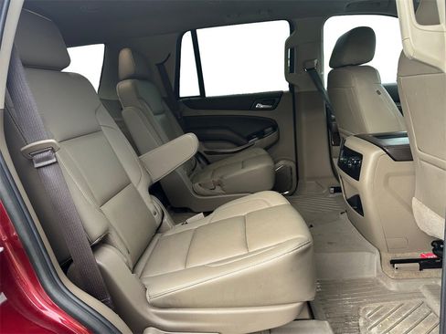 Used 2019 Chevrolet Tahoe LT w/ Luxury Package image 12