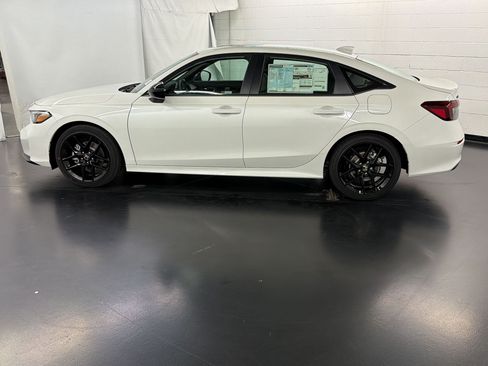 New 2026 Honda Civic FWD Hybrid Sedan image 2