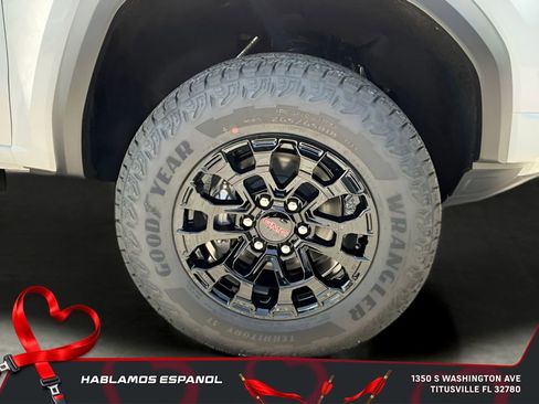 Used 2026 GMC Canyon Elevation w/ Convenience Package image 11