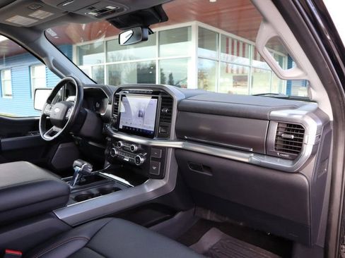 Used 2021 Ford F150 Lariat w/ Equipment Group 502A High image 22