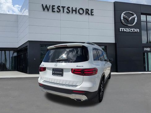 Used 2025 Mercedes-Benz GLB 250 4MATIC w/ Winter Package image 4