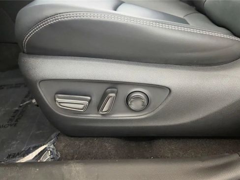 Used 2023 Toyota RAV4 XLE Premium AWD/4WD image 30
