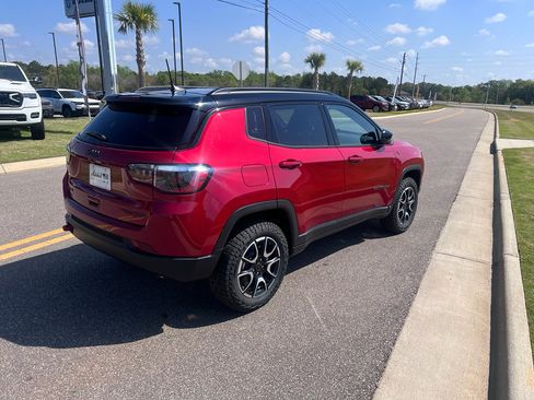 New 2026 Jeep Compass Trailhawk image 5